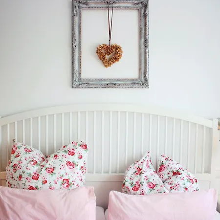 Lejlighed Gaestehaus Lavita *